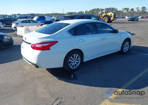 2016 Nissan Altima 2.5 S z USA, uszkodzony, nr VIN 1N4AL3AP2GC242800